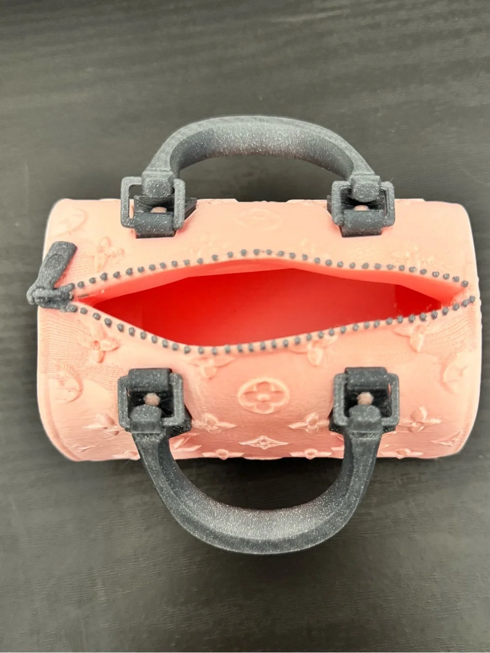 N/A pink 3d